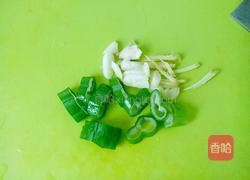 香菇胡萝卜炒肉的做法图解1