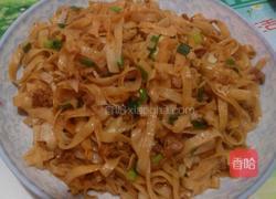 炒宽带挂面的做法图解7