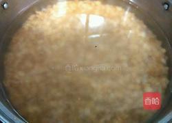 肉末麦片粥的做法图解2