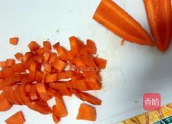 芹菜萝卜炒鸡丁。的做法图解3