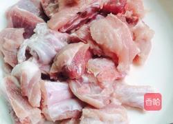 排骨烧黄花菜的做法图解2