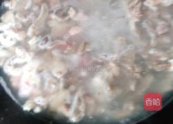 猪头肉焖鸡蛋的做法图解2