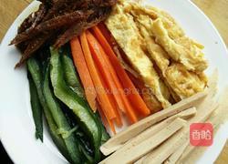 金枪鱼寿司的做法图解2