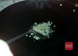 猪肝粉肠汤的做法图解4