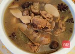 鲜菇红枣鸡汤的做法图解7