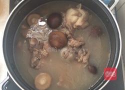 香菇大骨汤的做法图解5