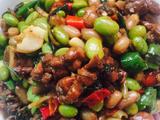 毛豆花生炖鸭腿