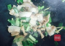 秋葵小炒肉的做法图解4