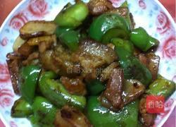 圆椒炒肉的做法图解6