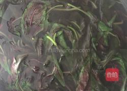 减肥午餐,玉米和苋菜炒鸡蛋的做法图解2