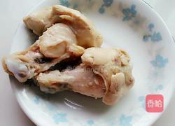 鸡肉胡萝卜馄饨的做法图解2