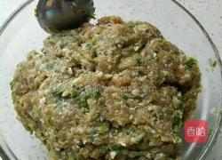 葱花大肉水饺的做法图解2