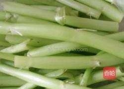 炒空心菜杆的做法图解1