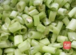 炒空心菜杆的做法图解2