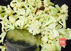 干煸花菜的做法图解4
