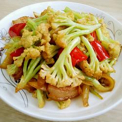 煸炒有机花菜的做法[图]