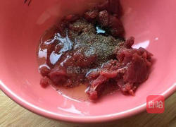 黑胡椒牛肉炒饭的做法图解1