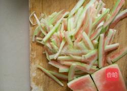 凉拌西瓜皮的做法图解3