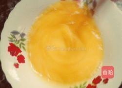 鸭蛋瘦肉饼的做法图解2