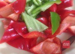 双椒炒肉的做法图解2