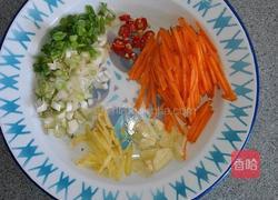 干煸豆角的做法图解1