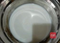 不用酸奶机轻松做酸奶的做法图解2