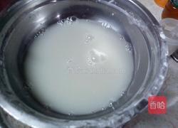 木耳韭菜鸡蛋包子的做法图解3