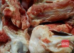 大骨清补汤的做法图解1