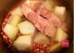 红豆薏米冬瓜排骨汤的做法图解6