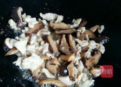 西兰花香菇炒瘦肉的做法图解9