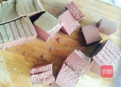 鸭血炖豆腐的做法图解2