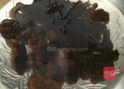 木耳炒鸡蛋的做法图解1
