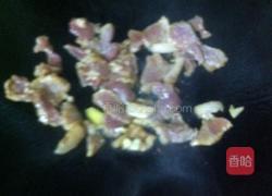 肉片炒香菇的做法图解2