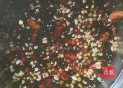 杂粮八宝馒头的做法图解1