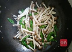 川味腊肠炒菇的做法图解3