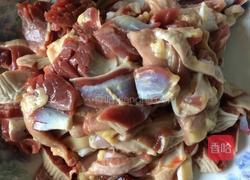 小炒鸡胗的做法图解1