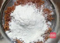 Illustration of how to make brown sugar stuffed dough cake 6