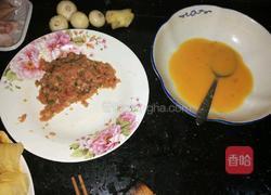 鸡蛋肉卷的做法图解1