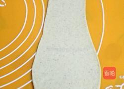 牛角面包的做法图解3