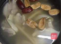 沙参玉竹猪展汤的做法图解4