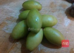 鲜橄榄炖鲍鱼的做法图解1