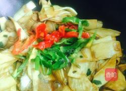 茭白炒肉的做法图解5