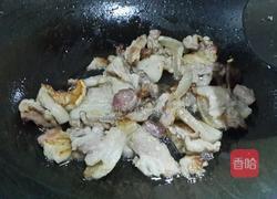 五花肉焖榨菜的做法图解3