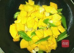 南瓜炒鸭蛋的做法图解10