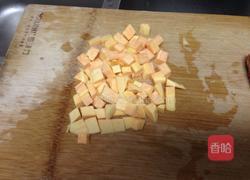 红薯香肠焖饭的做法图解3