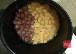 红薯香肠焖饭的做法图解6