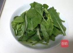 鲜菇蛋花汤的做法图解2