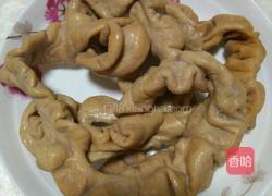 干煸肥肠的做法图解1