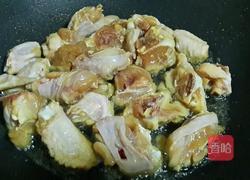土豆烧鸡翅的做法图解3
