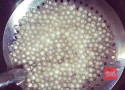 火龙果牛奶西米露的做法图解3